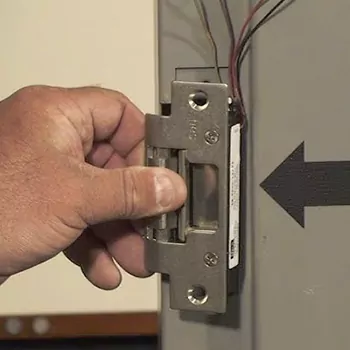 Electric Strike in Fountainebleau, FL