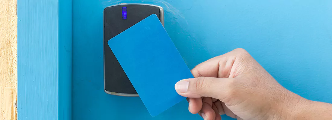 Card Lock Systems for Secure Access in Fountainebleau, FL