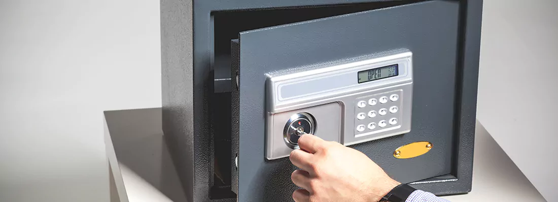 Safe Opening Repair in Fountainebleau